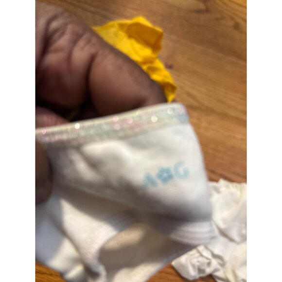 American Girl Doll Clothes Set: Yellow Top White Bloomers & Underwear - Picture 4 of 4